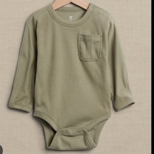 Baby banana republic long sleeve onesie